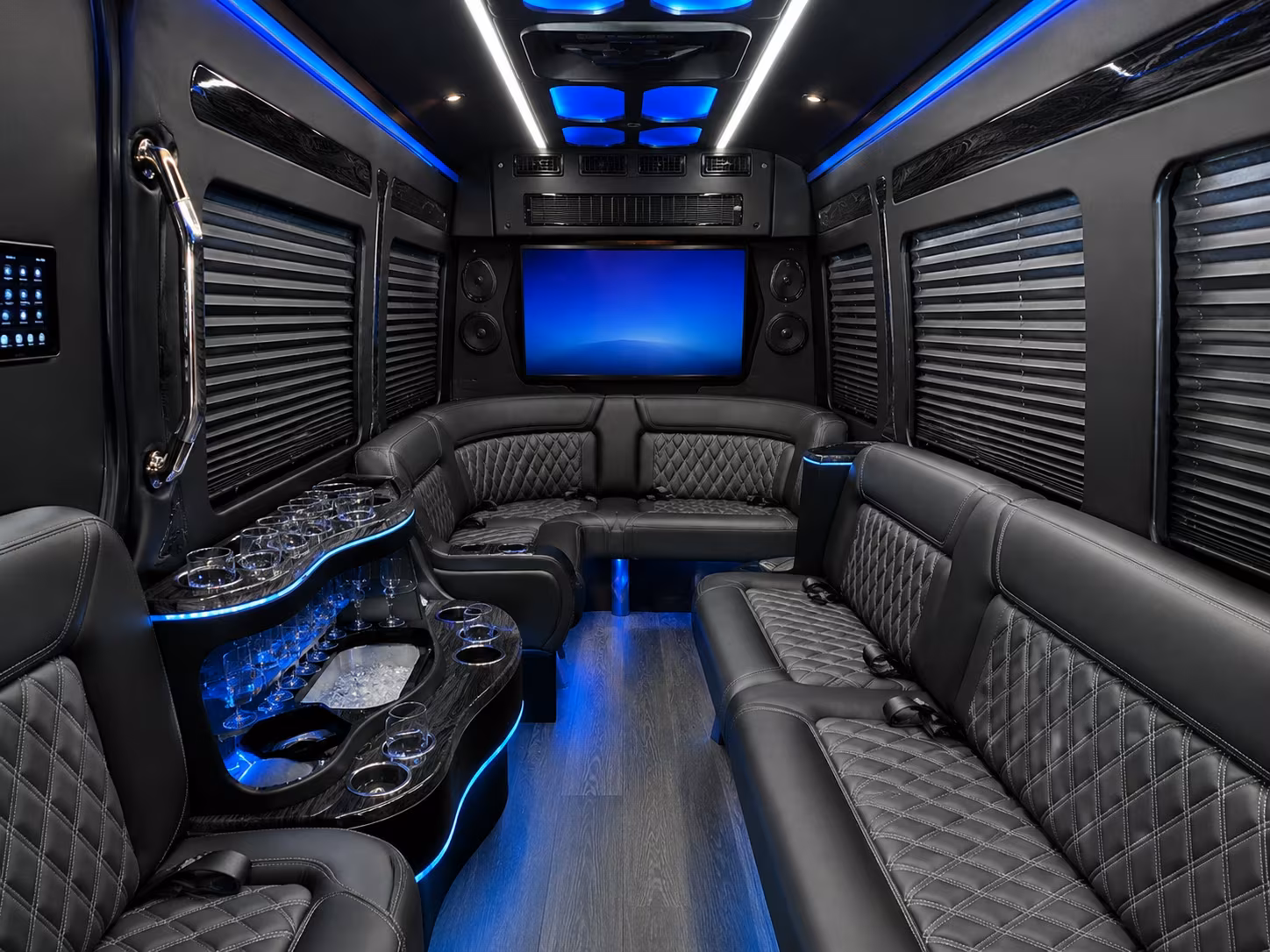 bus rental options for hampton trips