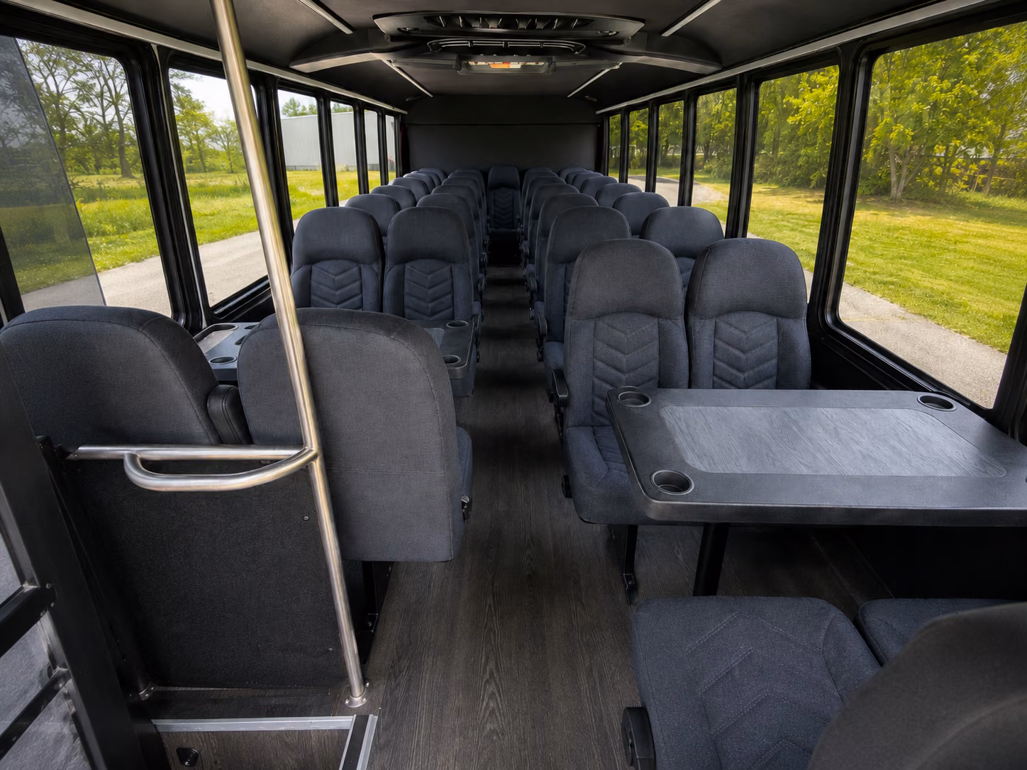 guest shuttles to williamsburg winery at wessex hundred and wedding venues around hampton