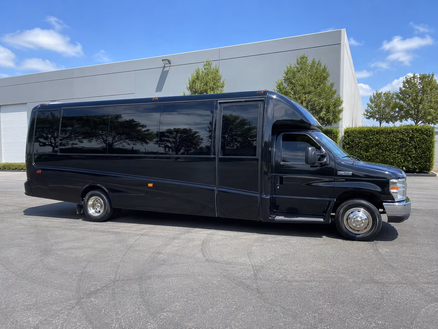 hampton wedding quinceanera and celebration bus rentals